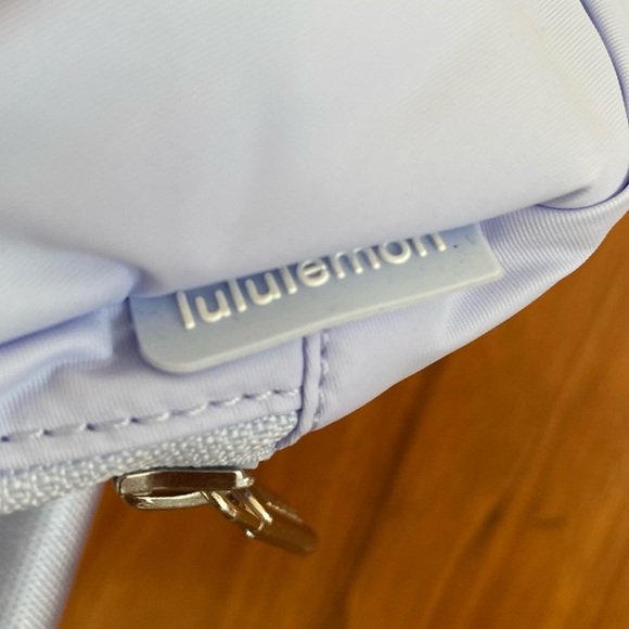 ❤️ Lululemon Extended Strap Everywhere Belt Bag EBB Pastel Blue NWT - Picture 8 of 12